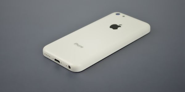 Бюджетный iPhone - нужно ли это?