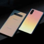 Huawei P30 Pro vs Samsung Galaxy S10 Plus: сравнение двух флагманов