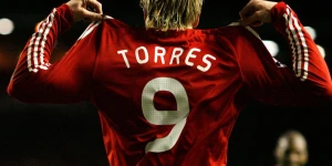 Сегодня состоится релиз футбольного симулятора Football Master 2, Торрес стал амбассадором