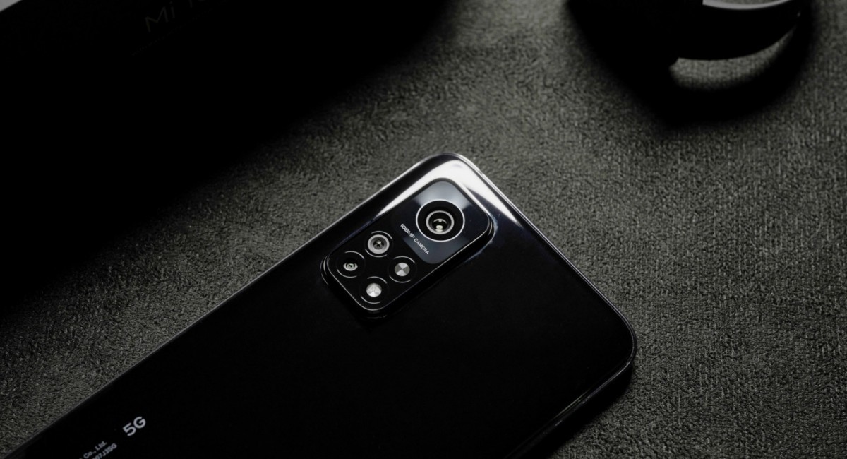 Gizmochina знает дату дебюта смартфонов Xiaomi Mi 11T